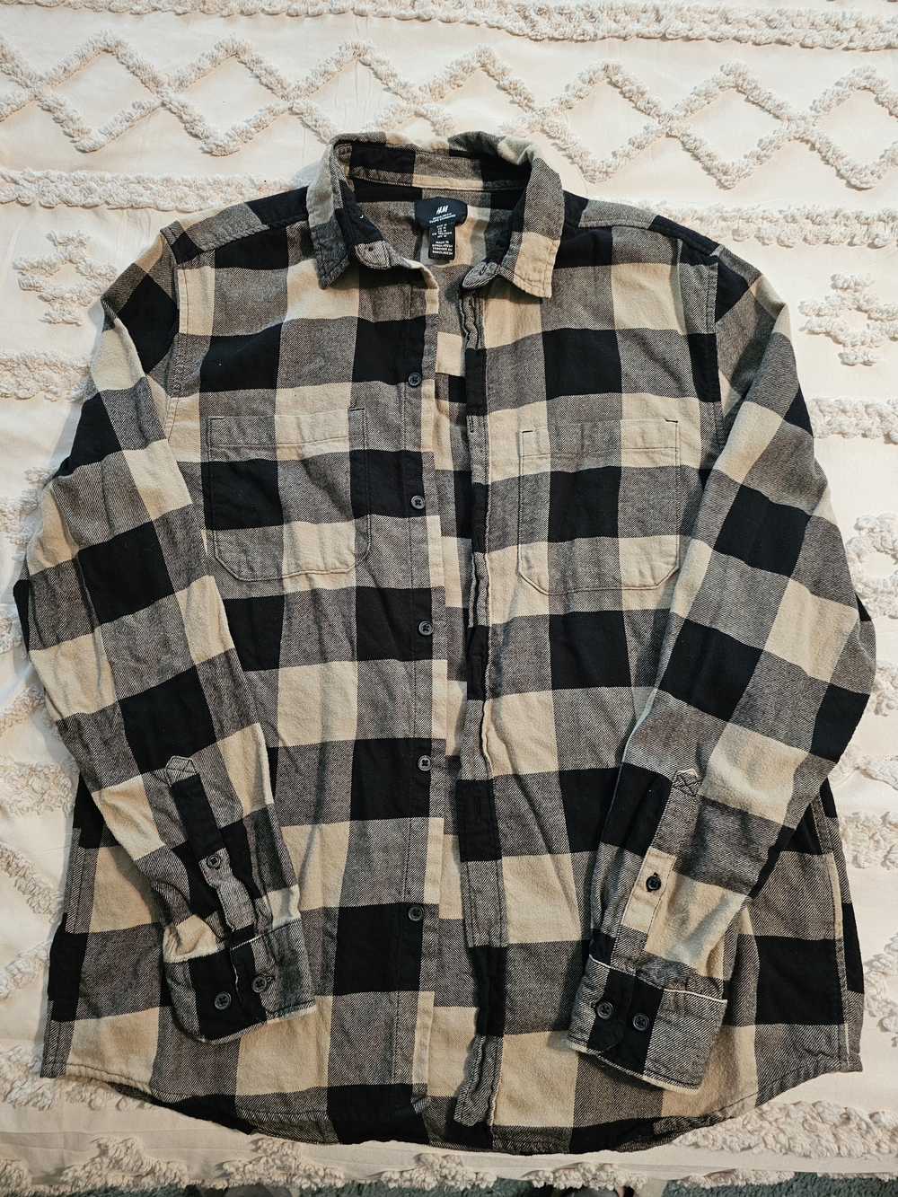 H&M Men's Black & Tan Buffalo Plaid Flannel Shirt